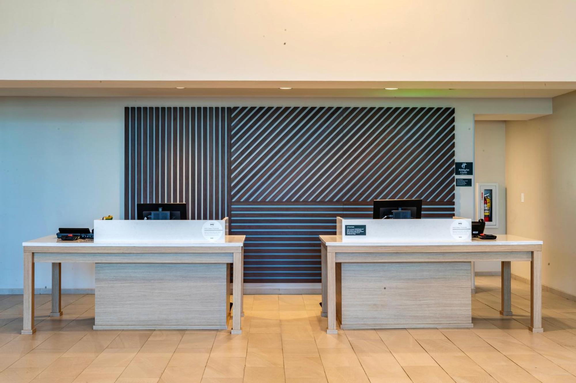 Courtyard By Marriott Atlanta Dunwoody Hotel ภายนอก รูปภาพ